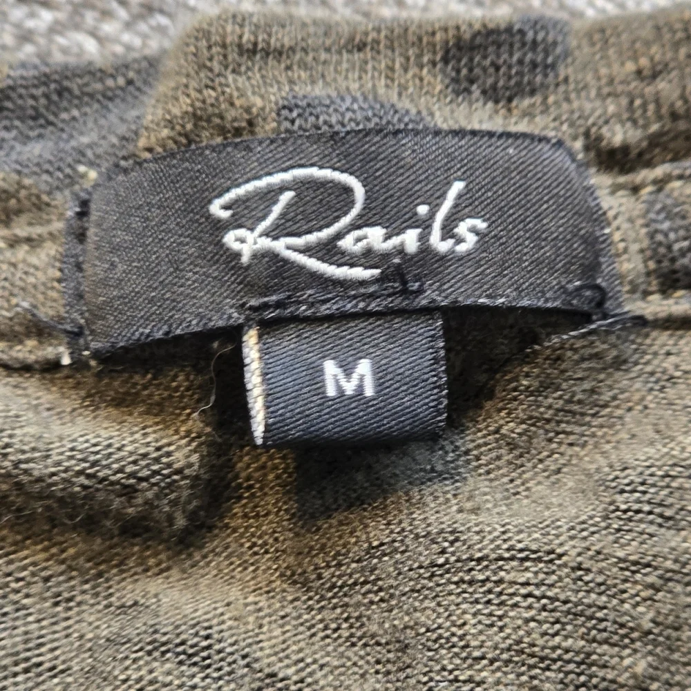 Rails Cara Spotted Military Linen Blend Tee Size Medium
